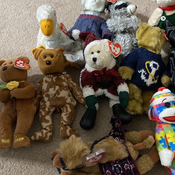 More of my collection some of the rarer beanie babies attic treasures - Picture 2 of 7